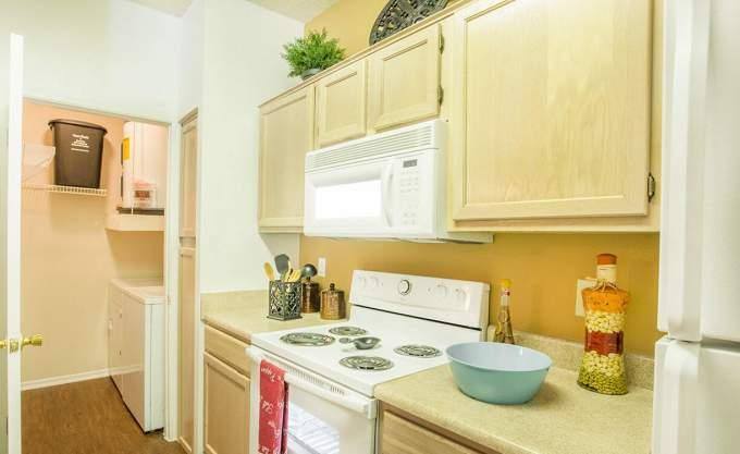 Apartment for rent at 8600 Valley Ranch Parkway W, Irving, TX 75063