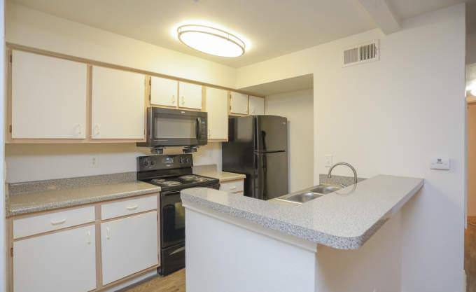 Apartment for rent at 6800 S Cockrell Hill Rd #1121, Dallas, TX 75236