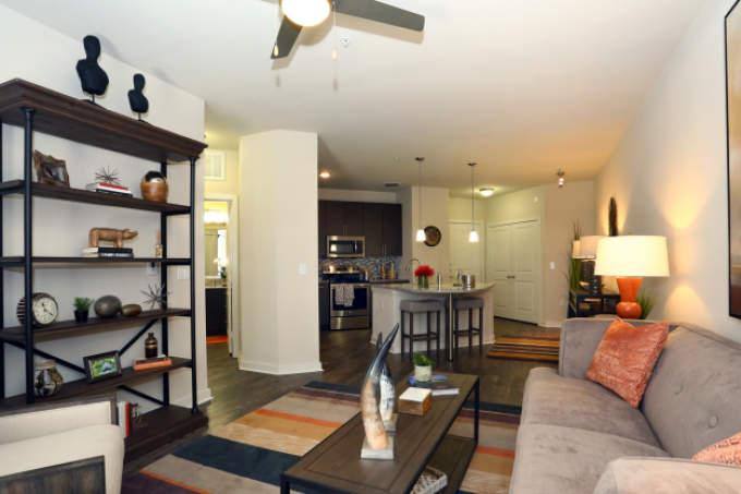 Apartment for rent at 1700 E 4th St, Austin, TX 78702
