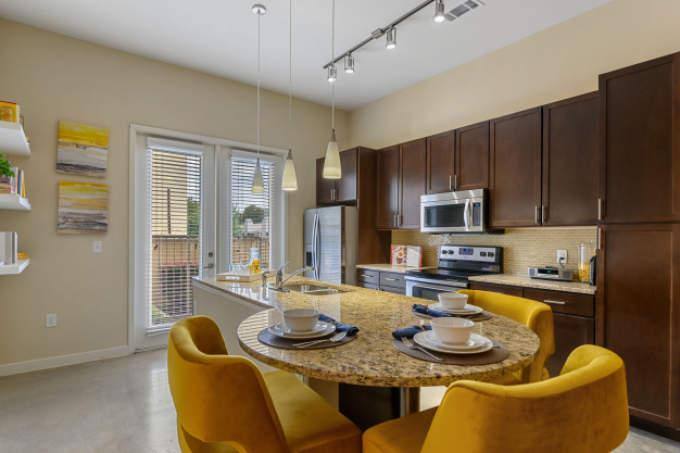 Apartment for rent at 3401 S Lamar Blvd, Austin, TX 78704