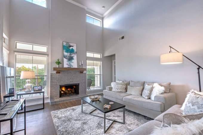 Apartment for rent at 2716 Barton Creek Blvd, Austin, TX 78735