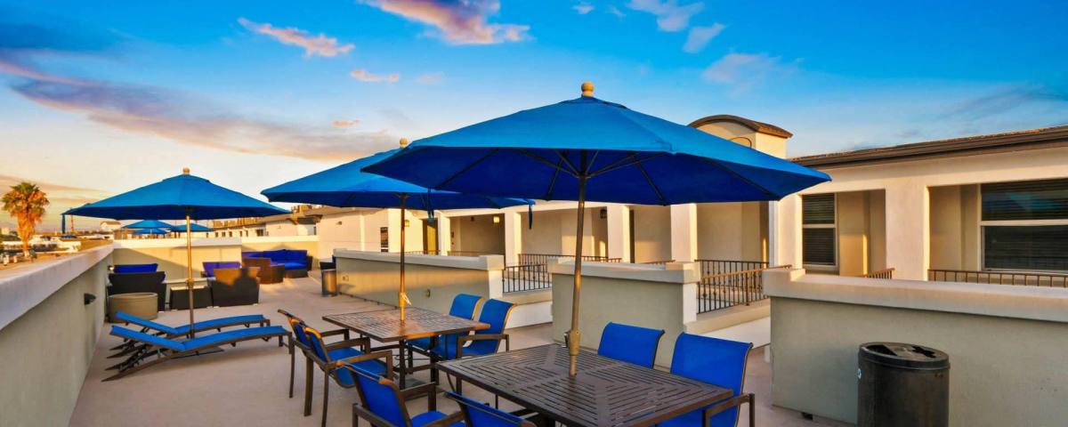 Apartment for rent at 10407 Magnolia Blvd, North Hollywood, CA 91601