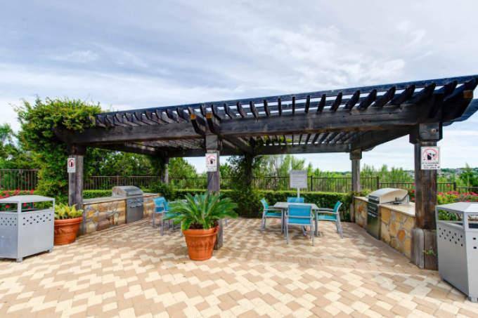 Apartment for rent at 8600 State Highway 71, Austin, TX 78735