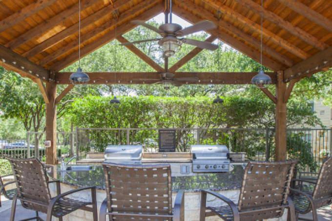 Apartment for rent at 8801 La Cresada Dr, Austin, TX 78749