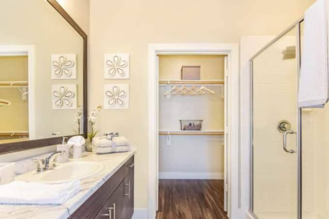 Apartment for rent at 701 N Vista Ridge Blvd, Cedar Park, TX 78613