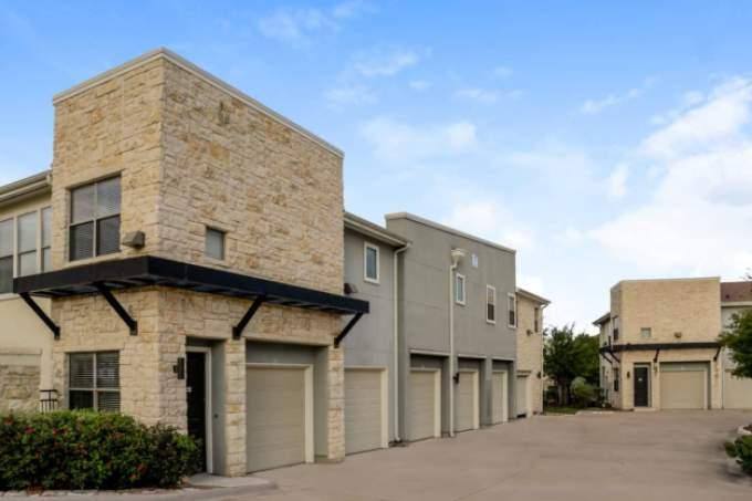 Apartment for rent at 701 N Vista Ridge Blvd, Cedar Park, TX 78613