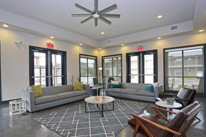 Apartment for rent at 15433 Farm To Market Rd, Austin, TX 78728