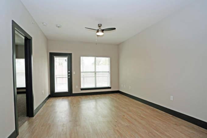 Apartment for rent at 15433 Farm To Market Rd, Austin, TX 78728