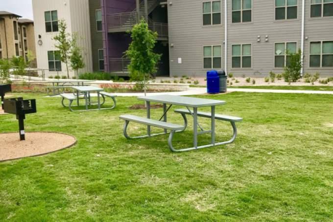 Apartment for rent at 11017 4 Points Dr, Austin, TX 78726