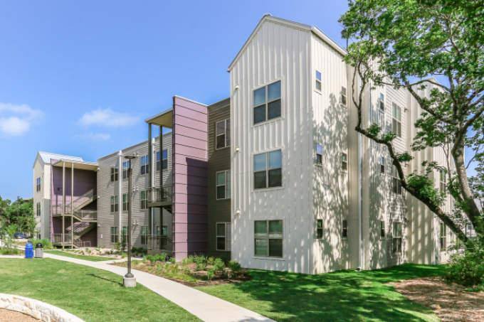 Apartment for rent at 11017 4 Points Dr, Austin, TX 78726