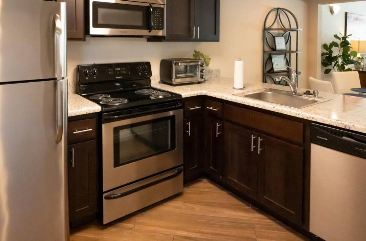 Apartment for rent at Creekside Colony, 7951 Kingswood Dr, Citrus Heights, CA 95610