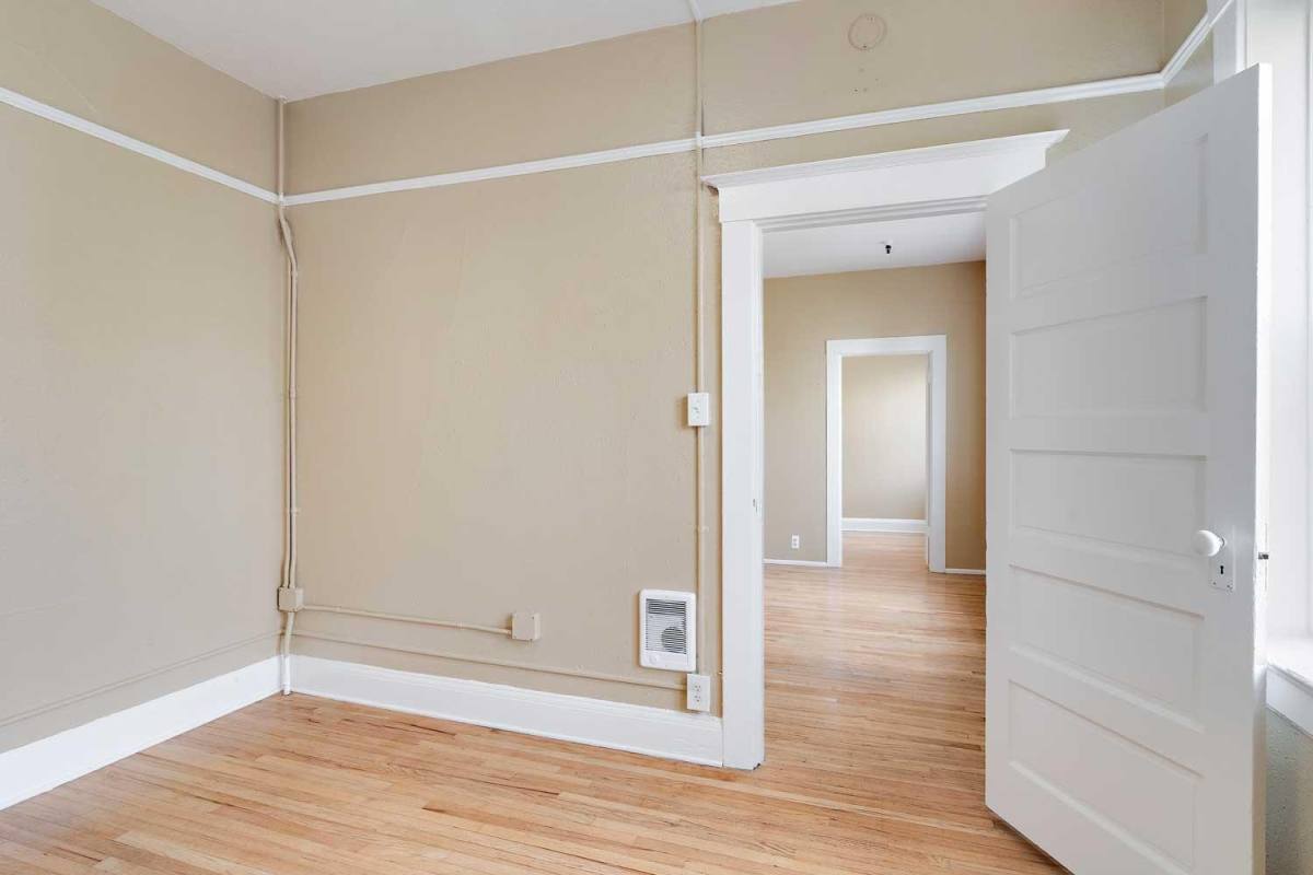 Apartment for rent at 1880 SW 5th Ave, Portland, OR 97201