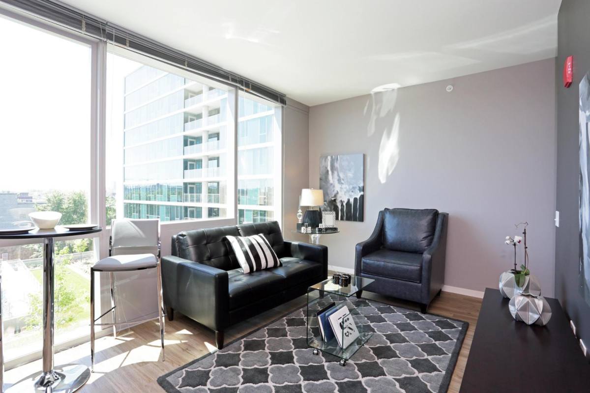 Apartment for rent at 3740 N Halsted St, Chicago, IL 60613