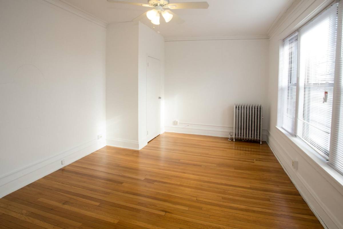Apartment for rent at 5339 S Woodlawn Ave, Chicago, IL 60615