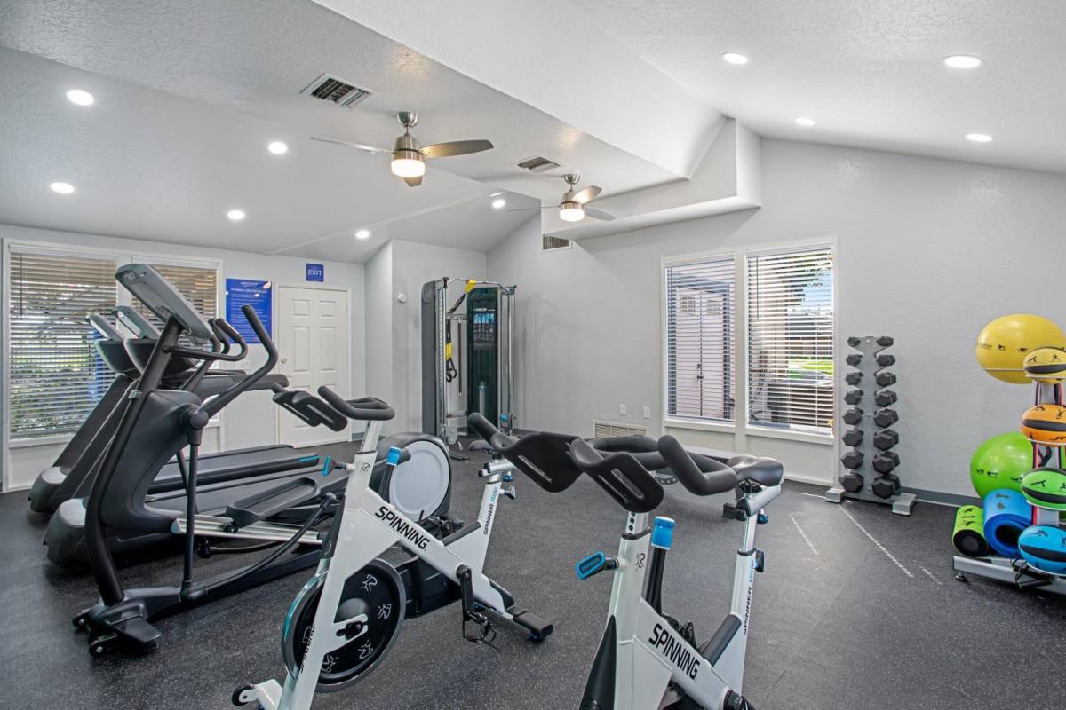 Apartment for rent at Brentwood, 303 Wayside Dr, Turlock, CA 95380