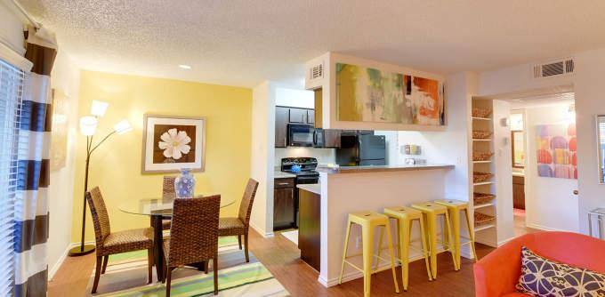 Apartment for rent at 903 Ashford Lane, Arlington, TX 76006