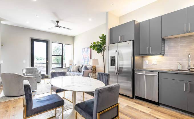 Apartment for rent at 1818 Park Ave, Dallas, TX 75215