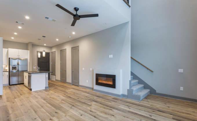 Apartment for rent at 1818 Park Ave, Dallas, TX 75215