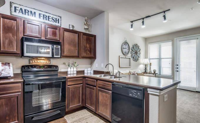 Apartment for rent at 3198 Parkwood Blvd, Frisco, TX 75034