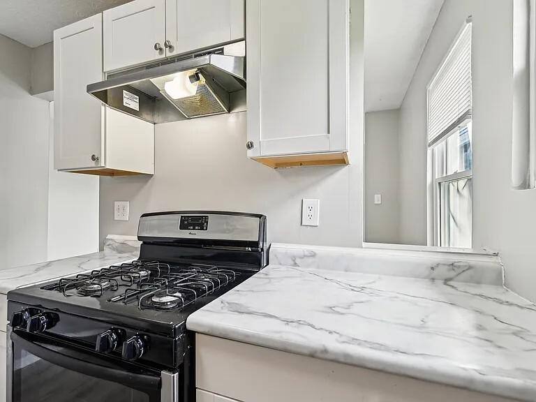 Apartment for rent at 925 W 5th St, Marysville, OH 43040