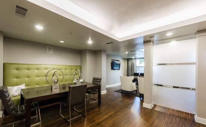 Apartment for rent at 15777 Quorum Dr, Addison, TX 75001