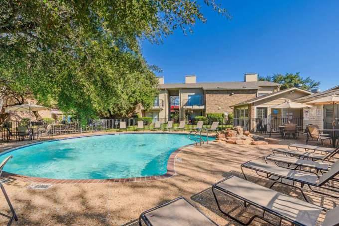 Apartment for rent at 1410 S Goliad St, Rockwall, TX 75087