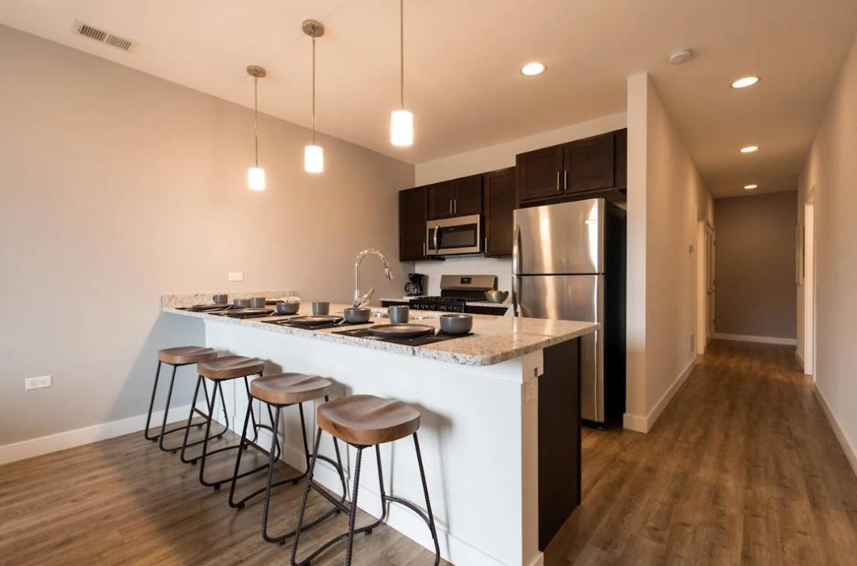 Apartment for rent at 4447 N Kedzie Ave, Chicago, IL 60625
