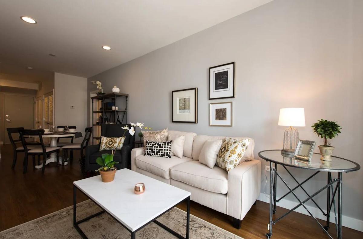 Apartment for rent at 4447 N Kedzie Ave, Chicago, IL 60625