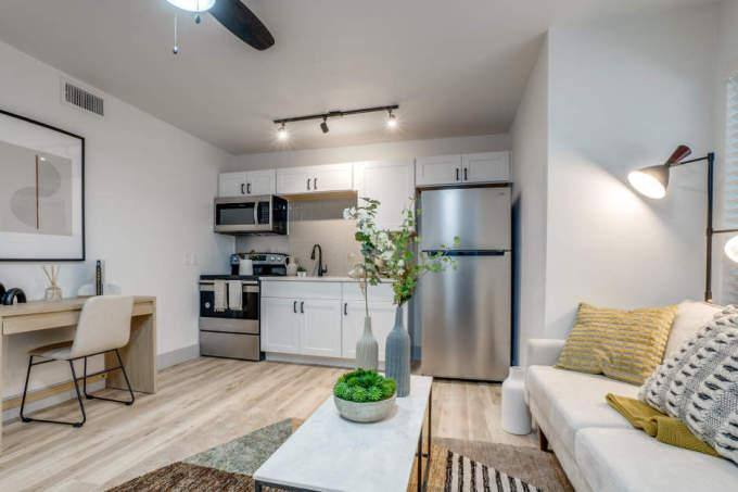 Apartment for rent at 4503 Lake Ave, Dallas, TX 75219