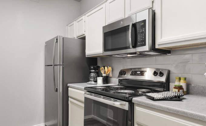 Apartment for rent at 1200 Hidden Ridge, Irving, TX 75038