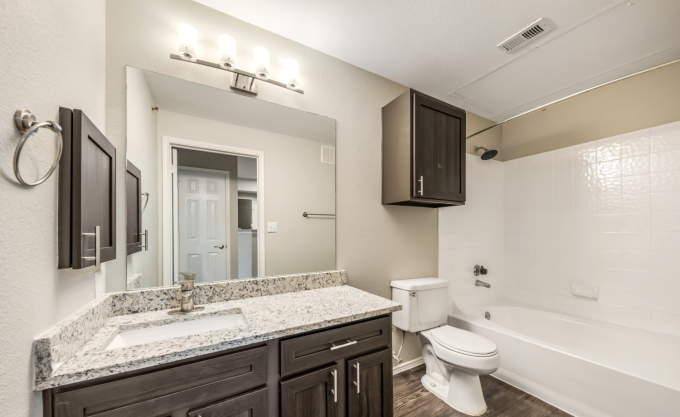 Apartment for rent at 2775 N State Highway 360 Service Rd E, Grand Prairie, TX 75050