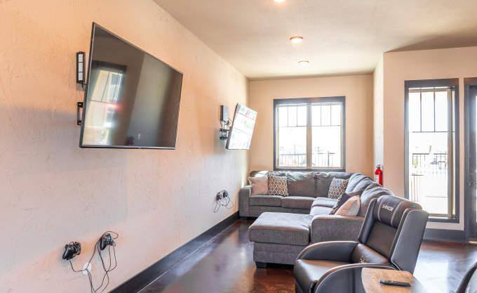 Apartment for rent at 1650 Candler Dr, Burleson, TX 76028