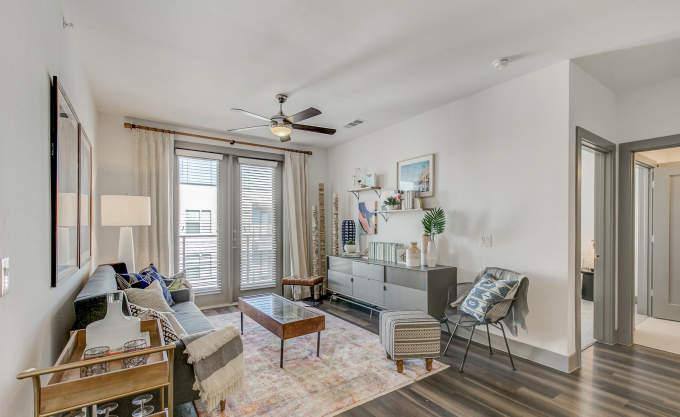 Apartment for rent at 220 E Broadway Ave, Fort Worth, TX 76104