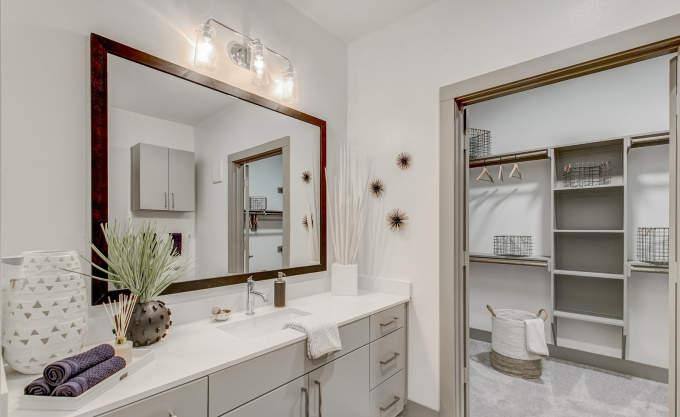 Apartment for rent at 220 E Broadway Ave, Fort Worth, TX 76104