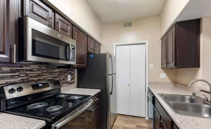 Apartment for rent at 6000 Ohio Dr, Plano, TX 75093