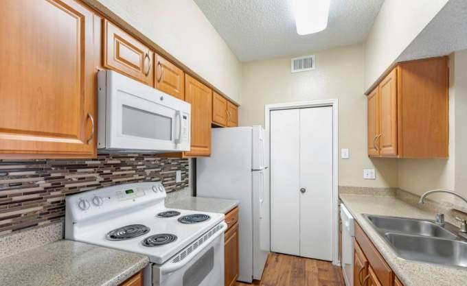 Apartment for rent at 6000 Ohio Dr, Plano, TX 75093