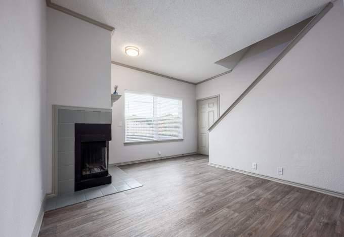 Apartment for rent at 1602 Frankford Rd E, Carrollton, TX 75007