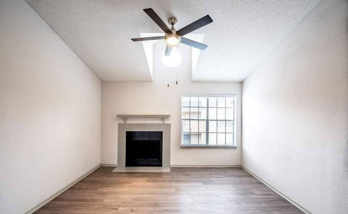 Apartment for rent at 1602 Frankford Rd E, Carrollton, TX 75007