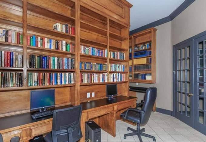 Apartment for rent at 3130 Stag Rd, Dallas, TX 75241