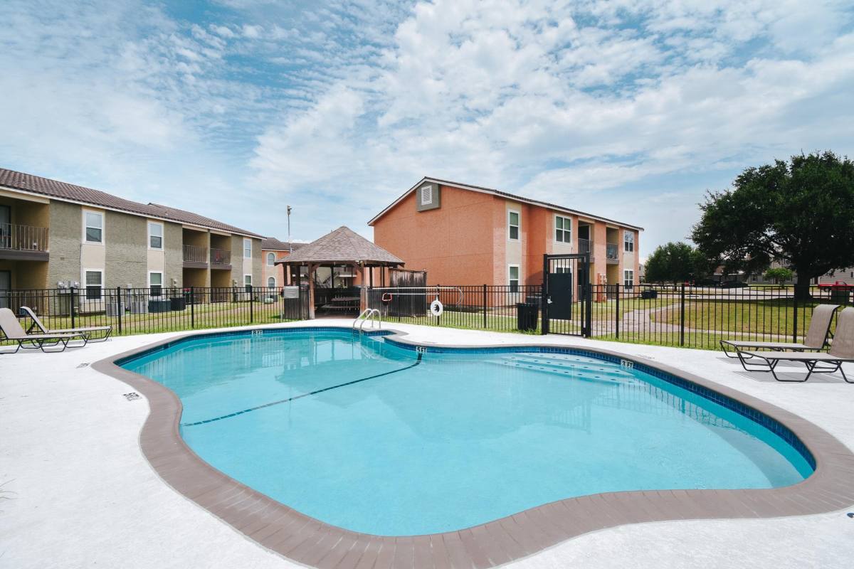 Apartment for rent at 210 Northcross St, Victoria, TX 77904