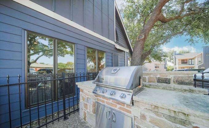 Apartment for rent at 9302 Forest Lane, Dallas, TX 75243