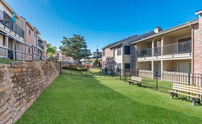 Apartment for rent at 1811 Frankford Rd E, Carrollton, TX 75007