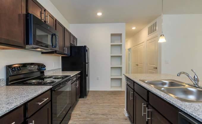Apartment for rent at 5712 Azle Ave #2121, Fort Worth, TX 76106
