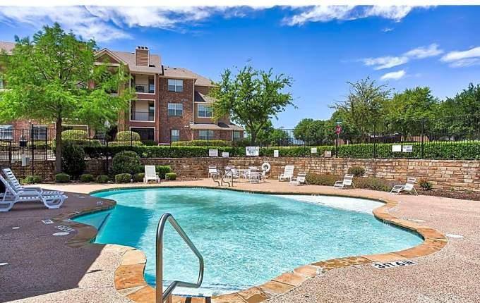 Apartment for rent at 2950 Alemeda St, Fort Worth, TX 76108