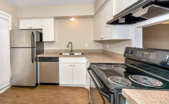 Apartment for rent at 14645 Las Flores Dr, Dallas, TX 75254