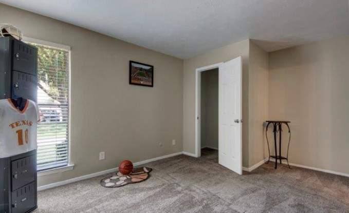 Apartment for rent at 1330 W Spring Valley Rd, Richardson, TX 75080