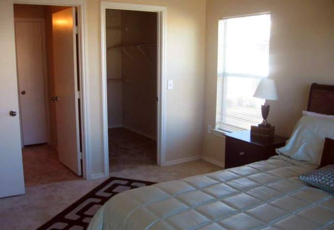 Apartment for rent at 2600 Western Center Blvd, Fort Worth, TX 76131
