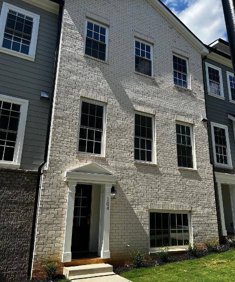 Apartment for rent at 3165 Dogwood Dr, Atlanta, GA 30354