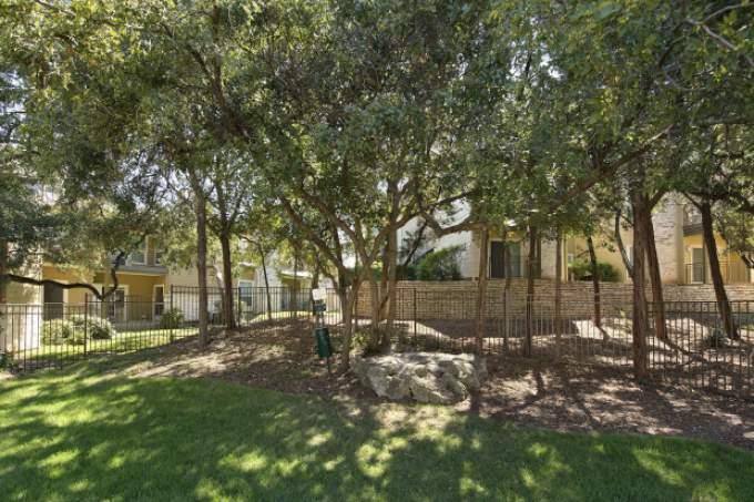 Apartment for rent at 2800 Bartons Bluff Lane, Austin, TX 78746