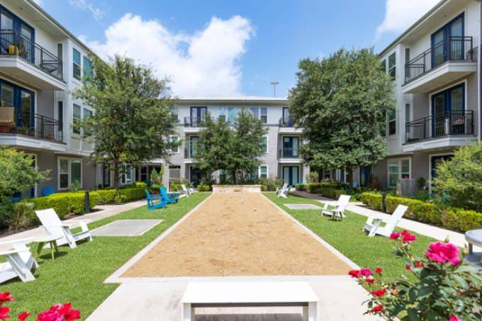 Apartment for rent at 5453 Burnet Rd, Austin, TX 78756